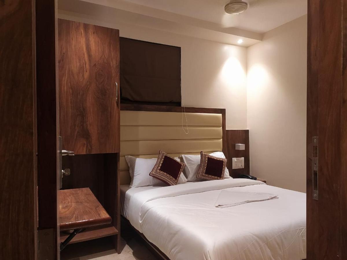 Hotel Adams Inn Near Mumbai Airport المظهر الخارجي الصورة